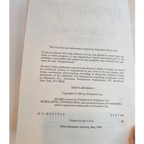 Goosebumps#20 The Scarecrow Walks at Midnight R.L. Stine Paperback Scary VTG - Picture 4 of 5